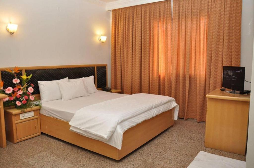 Hotelpearlinn Bangalore Dış mekan fotoğraf